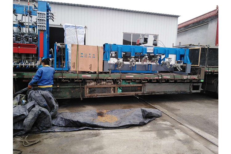 行列機(jī)，供料機(jī)發(fā)貨